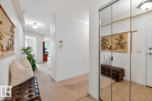 #322 7510 89 St Nw, Edmonton, AB - Indoor Photo Showing Other Room