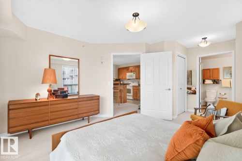 #322 7510 89 St Nw, Edmonton, AB - Indoor Photo Showing Bedroom