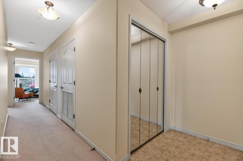 #322 7510 89 St Nw, Edmonton, AB - Indoor Photo Showing Other Room