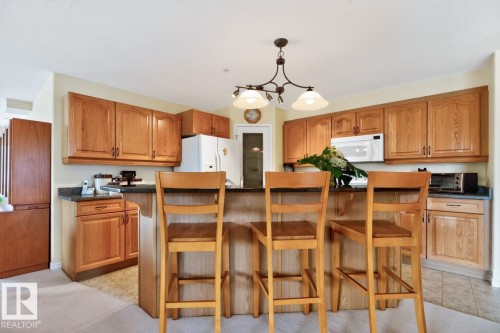 #322 7510 89 St Nw, Edmonton, AB - Indoor Photo Showing Kitchen