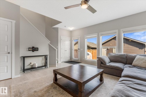 457 Orchards Boulevard Sw, Edmonton, AB - Indoor Photo Showing Living Room