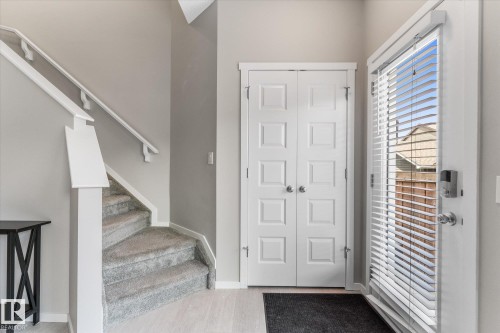 457 Orchards Boulevard Sw, Edmonton, AB - Indoor Photo Showing Other Room