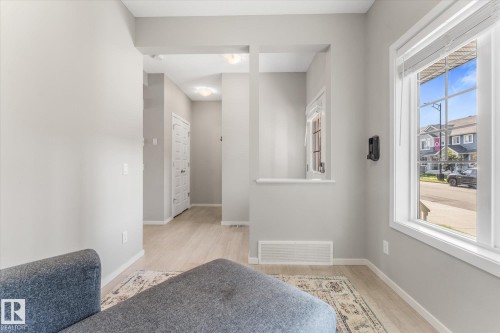 457 Orchards Boulevard Sw, Edmonton, AB - Indoor Photo Showing Other Room