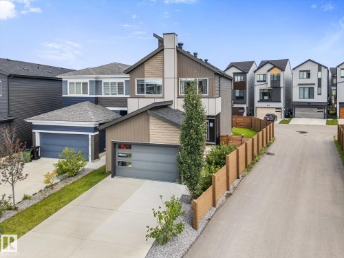 3906 5 Avenue Sw, Edmonton, AB - Outdoor With Facade
