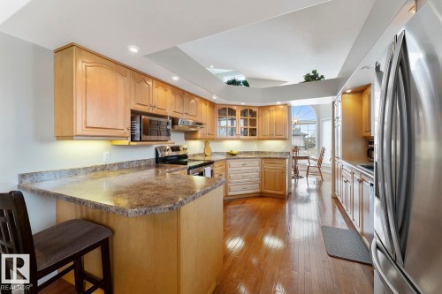 2602 6 Avenue, Cold Lake, AB - Indoor Photo Showing Kitchen With Upgraded Kitchen