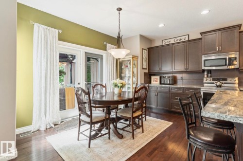 22 Voleta Crest, Spruce Grove, AB - Indoor Photo Showing Dining Room