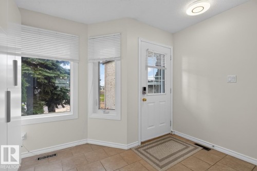 #23 3520 60 St Nw, Edmonton, AB - Indoor Photo Showing Other Room