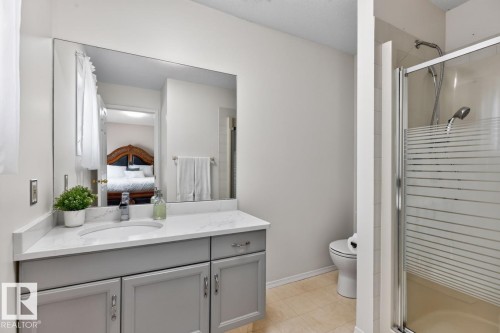 #23 3520 60 St Nw, Edmonton, AB - Indoor Photo Showing Bathroom