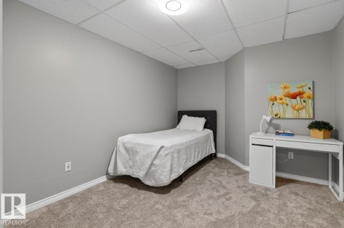 #23 3520 60 St Nw, Edmonton, AB - Indoor Photo Showing Bedroom
