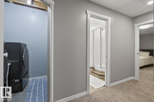 #23 3520 60 St Nw, Edmonton, AB - Indoor Photo Showing Laundry Room