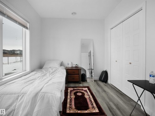 19066 20A Avenue Nw, Edmonton, AB - Indoor Photo Showing Bedroom