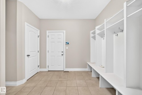 13032 208 Street Nw, Edmonton, AB - Indoor Photo Showing Other Room