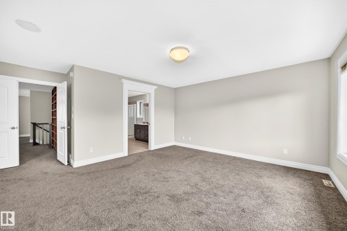 13032 208 Street Nw, Edmonton, AB - Indoor Photo Showing Other Room