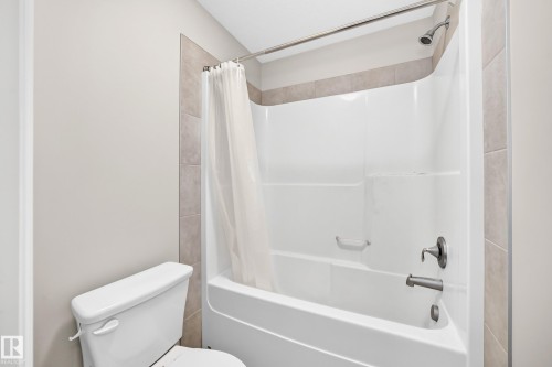 13032 208 Street Nw, Edmonton, AB - Indoor Photo Showing Bathroom