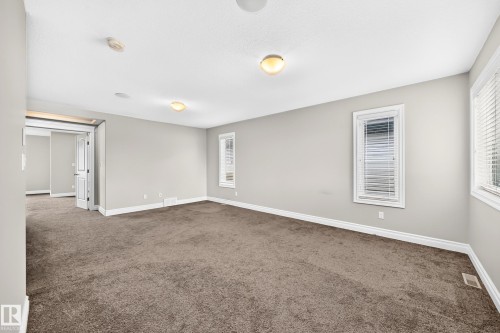 13032 208 Street Nw, Edmonton, AB - Indoor Photo Showing Other Room