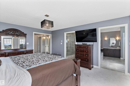 1708 32 Street Nw, Edmonton, AB - Indoor Photo Showing Bedroom