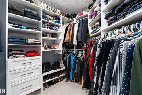 1708 32 Street Nw, Edmonton, AB - Indoor With Storage