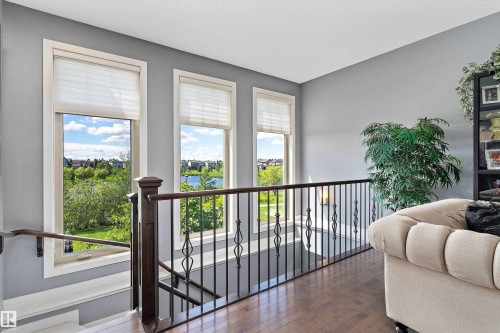 1708 32 Street Nw, Edmonton, AB - Indoor Photo Showing Other Room