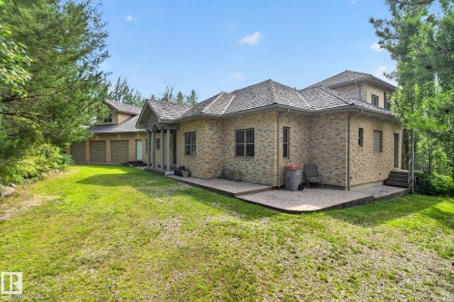5201 21 Street   Rural Wetaskiwin County, AB T0C 2C0