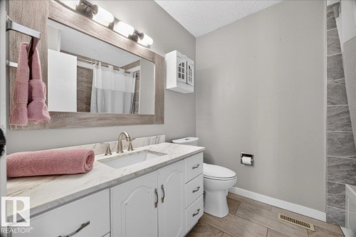 39 Mcnabb Crescent, Stony Plain, AB - Indoor Photo Showing Bathroom