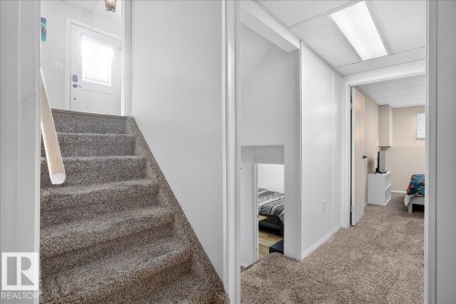 39 Mcnabb Crescent, Stony Plain, AB - Indoor Photo Showing Other Room