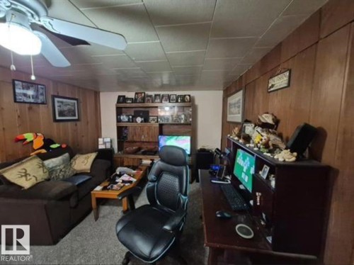7920 Argyll Road Nw, Edmonton, AB - Indoor