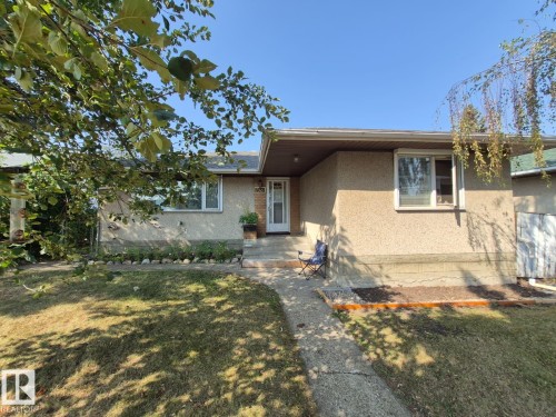 7920 Argyll Road Nw, Edmonton, AB - Outdoor