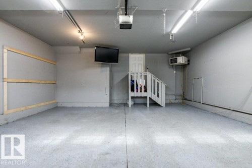1636 Westerra Avenue, Stony Plain, AB - Indoor Photo Showing Garage