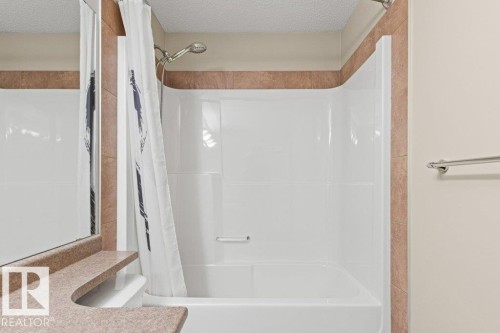 1636 Westerra Avenue, Stony Plain, AB - Indoor Photo Showing Bathroom