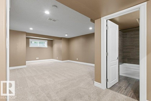 1636 Westerra Avenue, Stony Plain, AB - Indoor