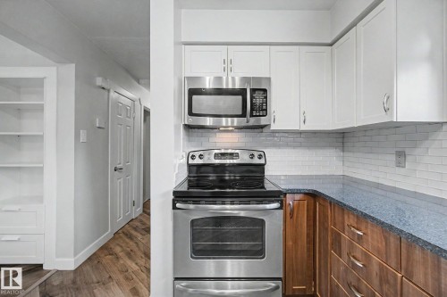 5142 106A Street Nw, Edmonton, AB - Indoor Photo Showing Kitchen With Upgraded Kitchen