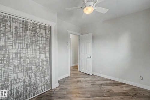 5142 106A Street Nw, Edmonton, AB - Indoor Photo Showing Other Room