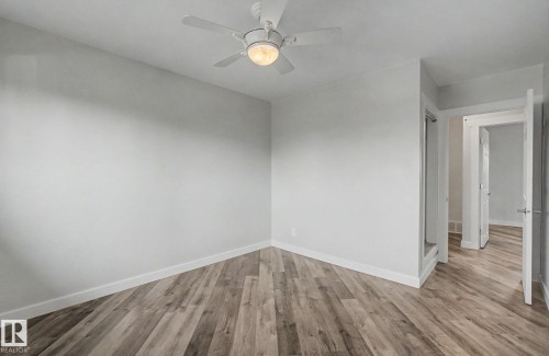 5142 106A Street Nw, Edmonton, AB - Indoor Photo Showing Other Room