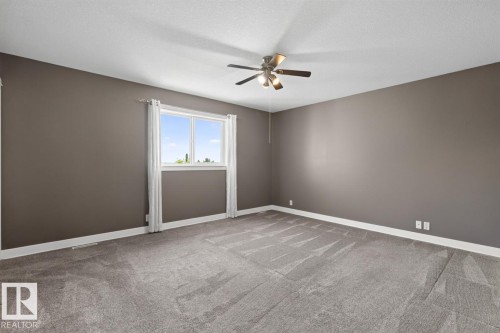18 Cascade Crescent, Sherwood Park, AB - Indoor Photo Showing Other Room