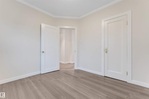 12105 87 Street Nw, Edmonton, AB - Indoor Photo Showing Other Room