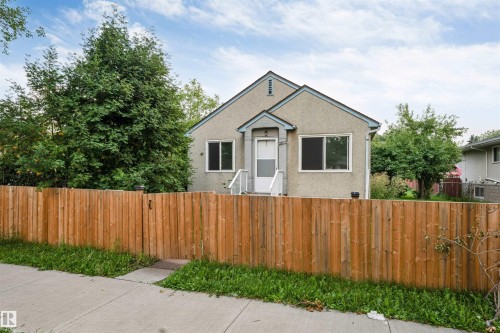12105 87 Street Nw, Edmonton, AB - Outdoor