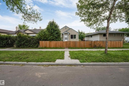 12105 87 Street Nw, Edmonton, AB - Outdoor