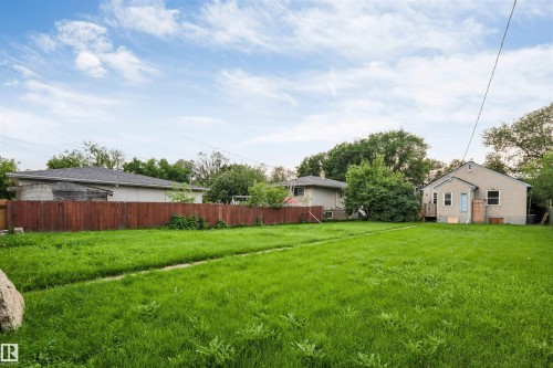 12105 87 Street Nw, Edmonton, AB - Outdoor