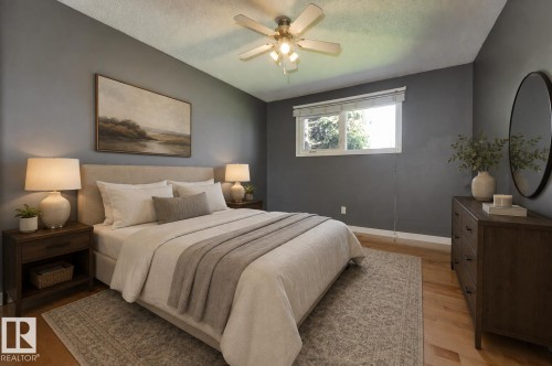 8003 136 Avenue Nw, Edmonton, AB - Indoor Photo Showing Bedroom