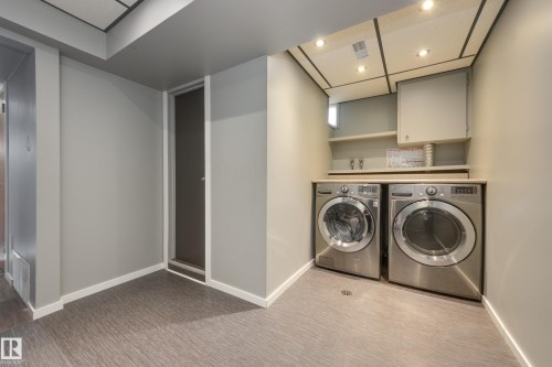 8003 136 Avenue Nw, Edmonton, AB - Indoor Photo Showing Laundry Room