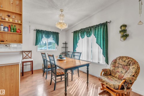 5313 57A Street, Cold Lake, AB - Indoor Photo Showing Dining Room