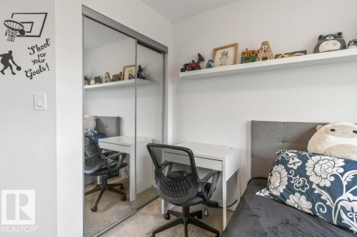 24 Jensen Gate, St. Albert, AB - Indoor Photo Showing Other Room