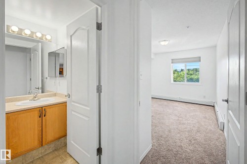#203 8119 112 Av Nw, Edmonton, AB - Indoor