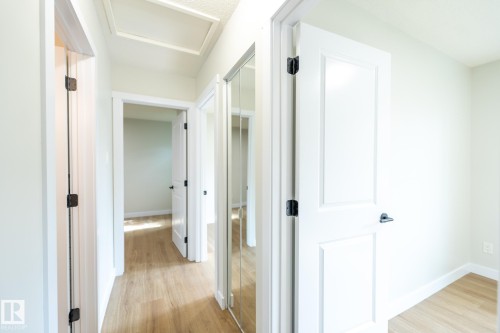 14 Amberly Court Nw, Edmonton, AB - Indoor Photo Showing Other Room