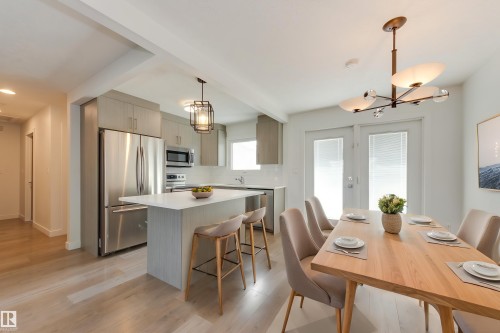 13112 90 Street Nw, Edmonton, AB - Indoor