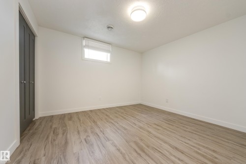 13112 90 Street Nw, Edmonton, AB - Indoor Photo Showing Other Room