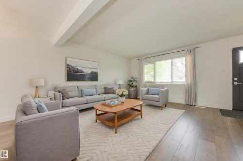 13112 90 Street Nw, Edmonton, AB - Indoor Photo Showing Living Room