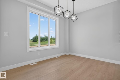 4272 Charles Close Sw, Edmonton, AB - Indoor Photo Showing Other Room