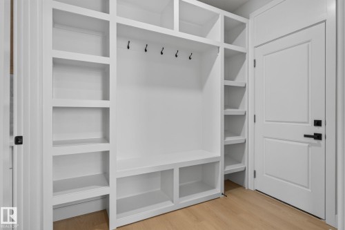 4272 Charles Close Sw, Edmonton, AB - Indoor With Storage