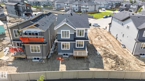 4272 Charles Close Sw, Edmonton, AB - 